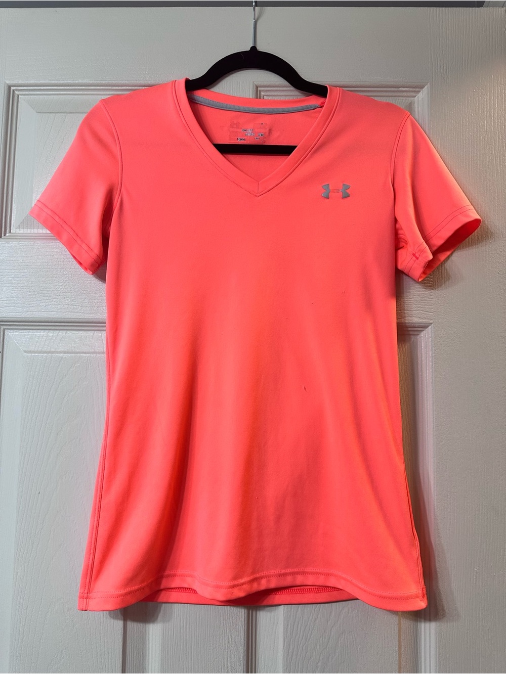 Under Armour Women's Coral V-Neck Short Sleeve Tee